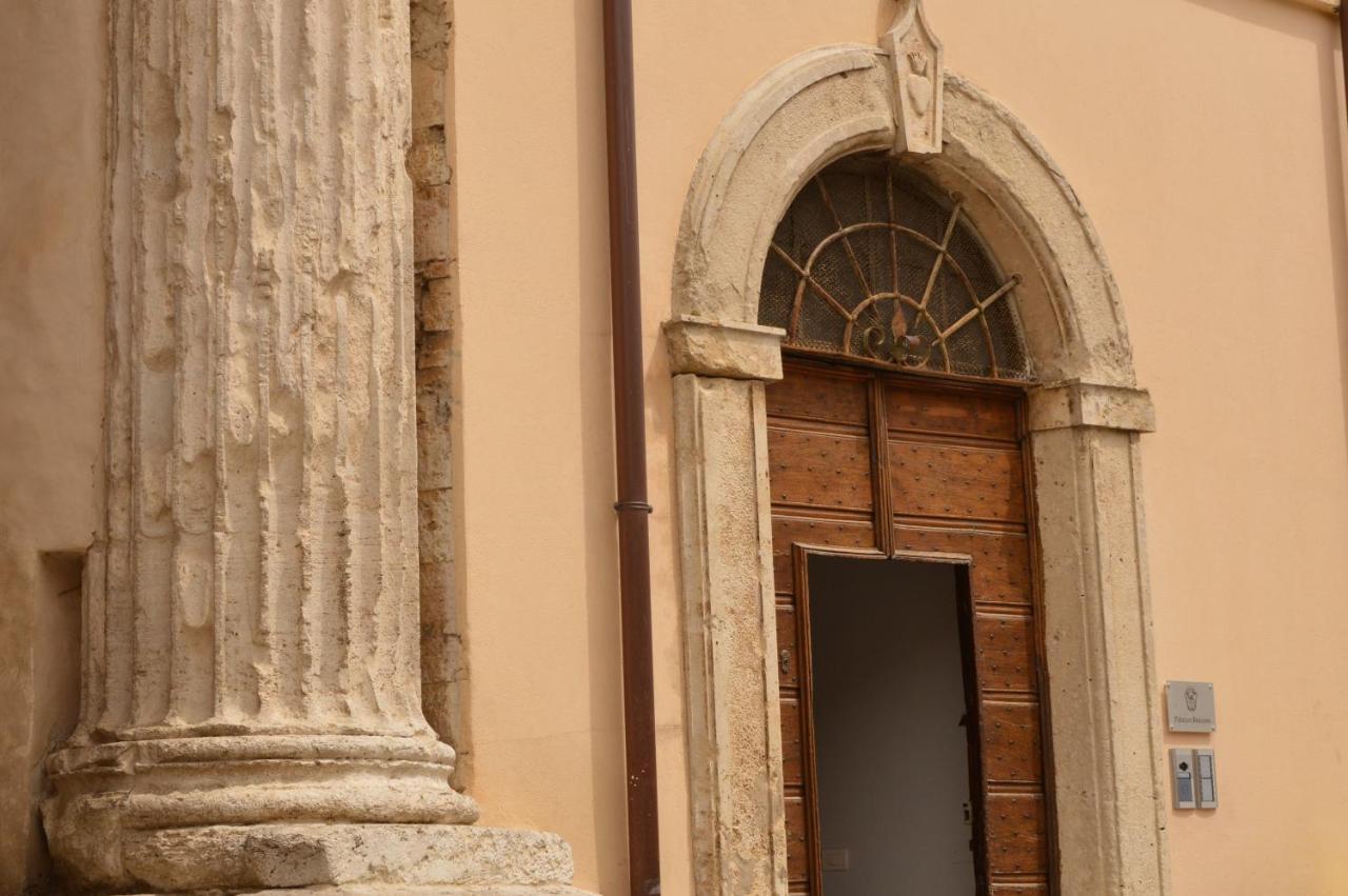 Palazzo Bozzoni Assisi Boutique Apartments エクステリア 写真