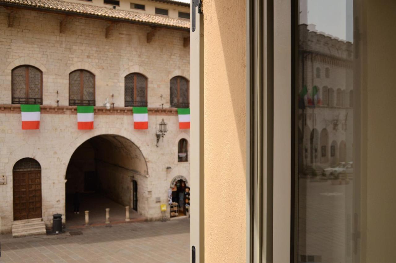 Palazzo Bozzoni Assisi Boutique Apartments エクステリア 写真